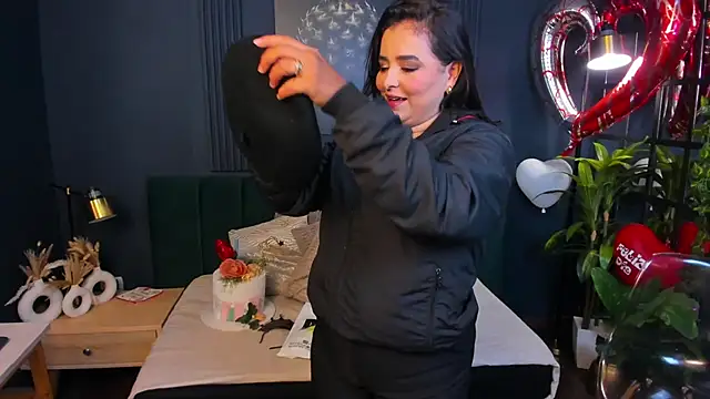 Snapshot of taylor_bennet chatting on 19, 2, 2025 taylor bennet online show from 19, 2, 2025