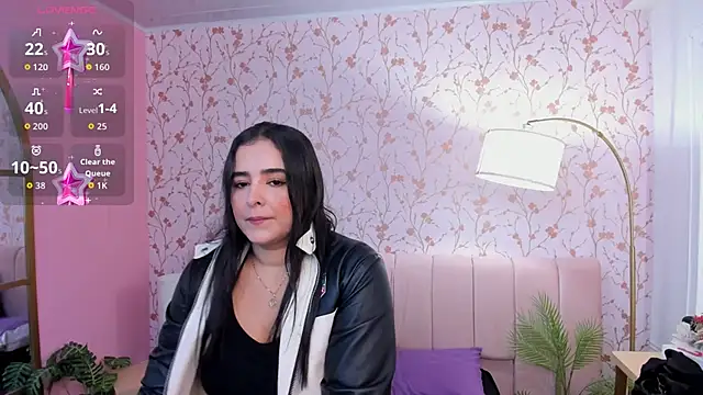 Snapshot of taylor_bennet chatting on 5, 10, 2025 taylor bennet online show from 5, 10, 2025