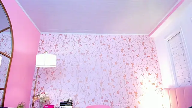 taylor bennet online show from 18, 4, 2026