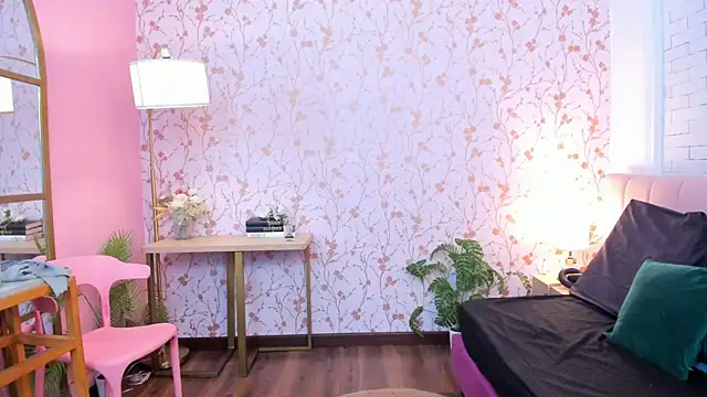 taylor bennet online show from 19, 4, 2026