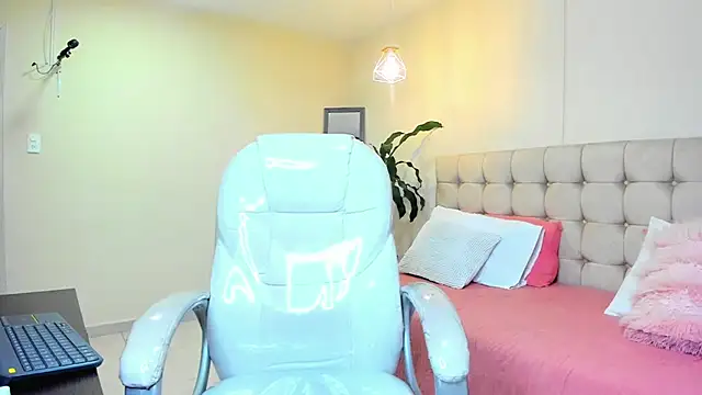 Alex cute77 online show from 14, 3, 2025