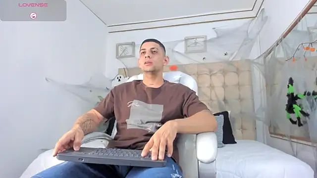 Alex cute77 online show from 15, 10, 2025