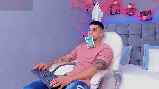 Alex cute77 online show from 30, 10, 2025