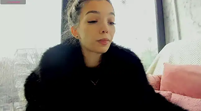 Sassy Teen online show from 15, 1, 2025