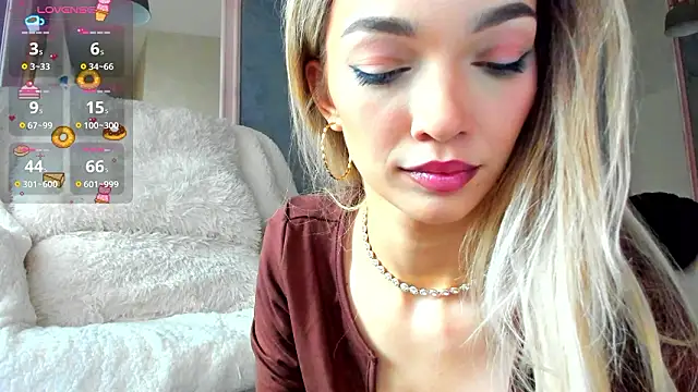 Sassy Teen online show from 5, 3, 2026