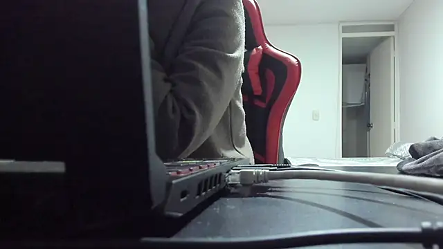 zoe jeane beker online show from 11, 2, 2025