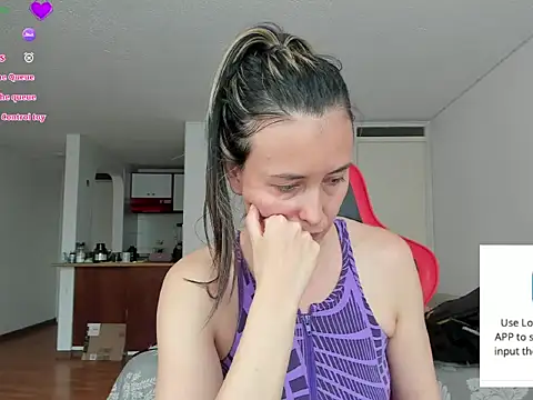 zoe jeane beker online show from 20, 5, 2026