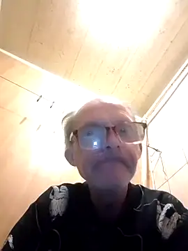 oksana722 online show from 5, 10, 2025