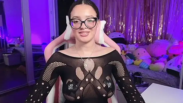 princessamberxo online show from 9, 4, 2026