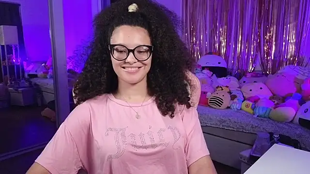 Snapshot of princessamberxo chatting on 19, 5, 2026 princessamberxo online show from 19, 5, 2026