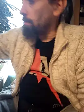 Snapshot of teekoine1 chatting on 16, 1, 2025 teekoine1 online show from 16, 1, 2025