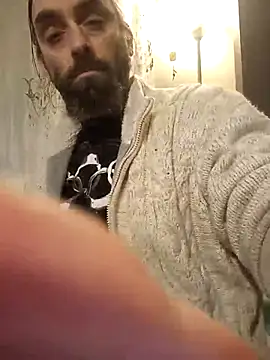 Snapshot of teekoine1 chatting on 15, 3, 2025 teekoine1 online show from 15, 3, 2025