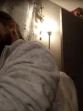 Snapshot of teekoine1 chatting on 15, 10, 2025 teekoine1 online show from 15, 10, 2025