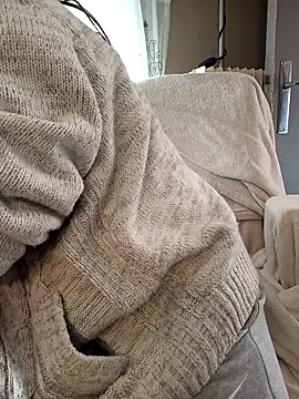 Snapshot of teekoine1 chatting on 25, 10, 2025 teekoine1 online show from 25, 10, 2025