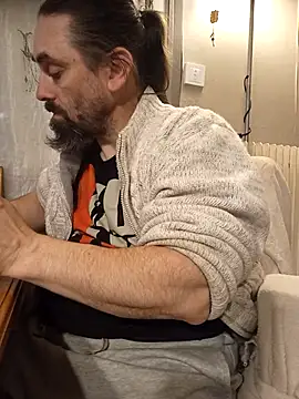 Snapshot of teekoine1 chatting on 10, 11, 2025 teekoine1 online show from 10, 11, 2025