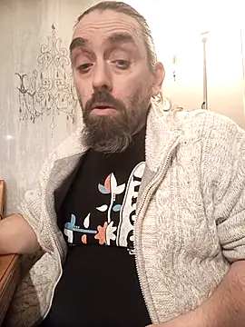 Snapshot of teekoine1 chatting on 12, 11, 2025 teekoine1 online show from 12, 11, 2025