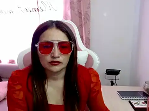 Snapshot of EVA_GRAYS chatting on 8, 2, 2025 EVA GRAYS online show from 8, 2, 2025