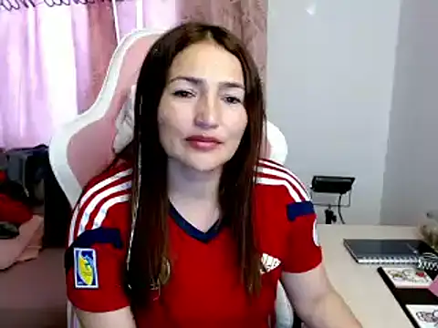 Snapshot of EVA_GRAYS chatting on 10, 2, 2025 EVA GRAYS online show from 10, 2, 2025