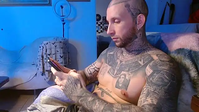 Snapshot of bobbybacala91 chatting on 29, 10, 2025 bobbybacala91 online show from 29, 10, 2025