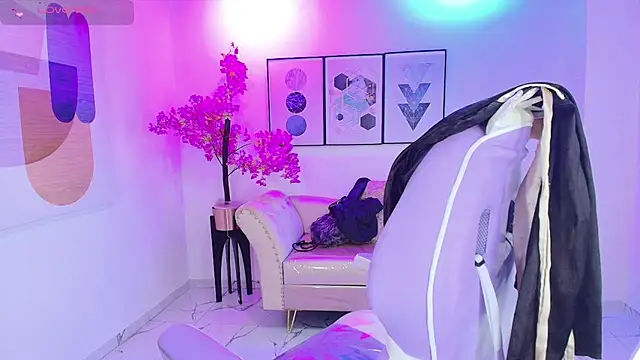 Snapshot of Isa_reel chatting on 6, 10, 2025 Isa reel online show from 6, 10, 2025