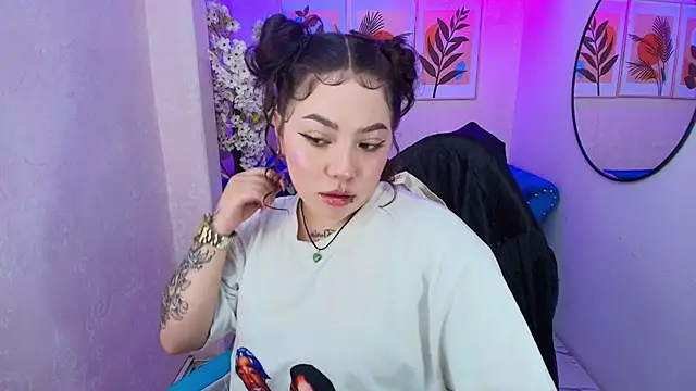 Snapshot of Isa_reel chatting on 10, 10, 2025 Isa reel online show from 10, 10, 2025