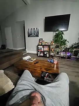 Snapshot of Cemg chatting on 3, 10, 2025 Cemg online show from 3, 10, 2025