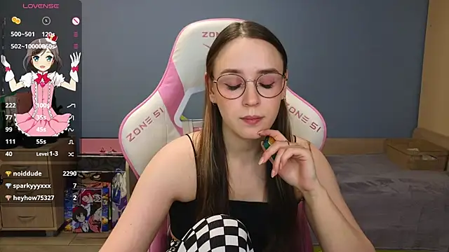 Snapshot of Sweet_frosti chatting on 4, 1, 2025 Sweet frosti online show from 4, 1, 2025