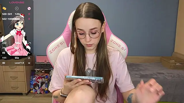 Snapshot of Sweet_frosti chatting on 5, 1, 2025 Sweet frosti online show from 5, 1, 2025