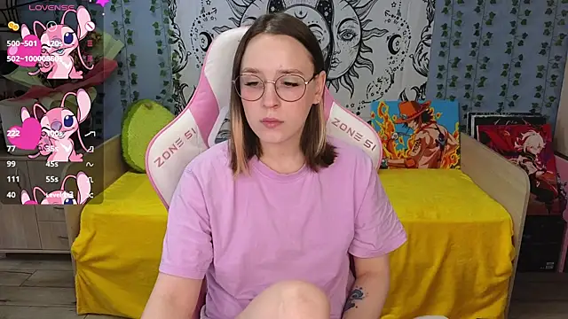 Snapshot of Sweet_frosti chatting on 2, 3, 2025 Sweet frosti online show from 2, 3, 2025