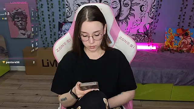 Snapshot of Sweet_frosti chatting on 21, 9, 2025 Sweet frosti online show from 21, 9, 2025