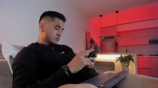 Snapshot of Chriskyle_ chatting on 8, 12, 2024 Chriskyle online show from 8, 12, 2024