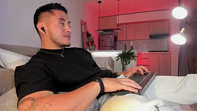 Snapshot of Chriskyle_ chatting on 3, 3, 2025 Chriskyle online show from 3, 3, 2025