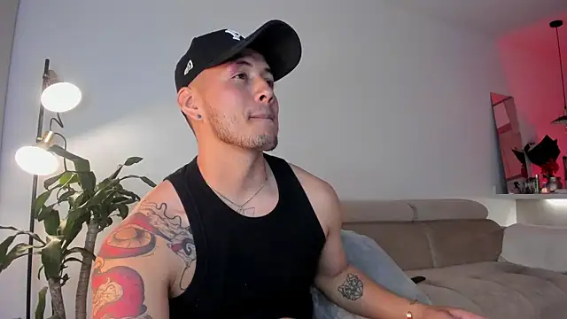 Snapshot of Chriskyle_ chatting on 11, 3, 2025 Chriskyle online show from 11, 3, 2025