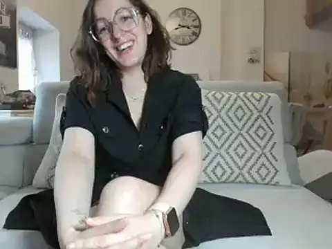 Snapshot of prunelle_sexy chatting on 18, 10, 2025 prunelle sexy online show from 18, 10, 2025