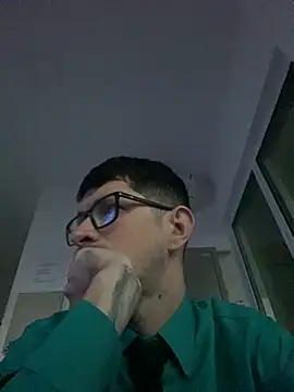 Juliano2289 online show from 18, 7, 2026
