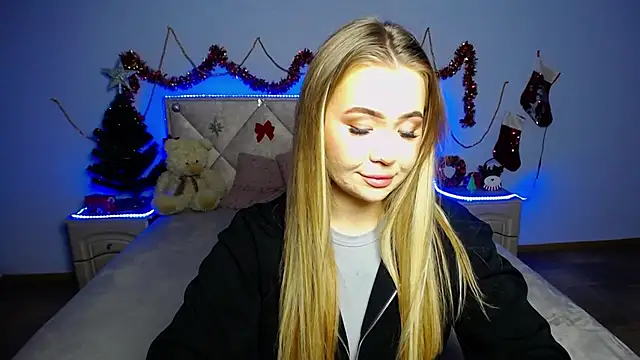 Snapshot of StacyYellig chatting on 7, 1, 2025 StacyYellig online show from 7, 1, 2025