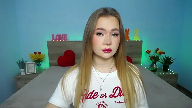 Snapshot of StacyYellig chatting on 10, 3, 2025 StacyYellig online show from 10, 3, 2025