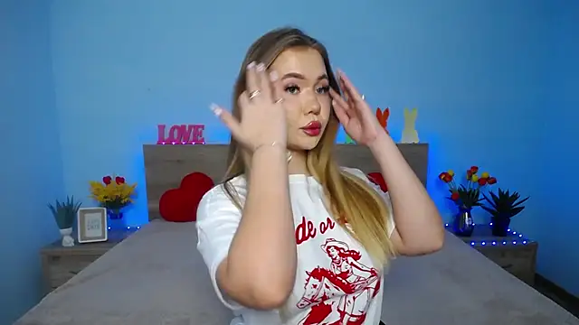 Snapshot of StacyYellig chatting on 11, 3, 2025 StacyYellig online show from 11, 3, 2025