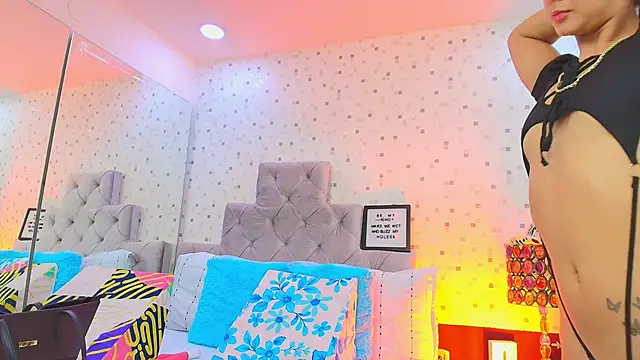 JulietaReyess online show from 19, 9, 2025