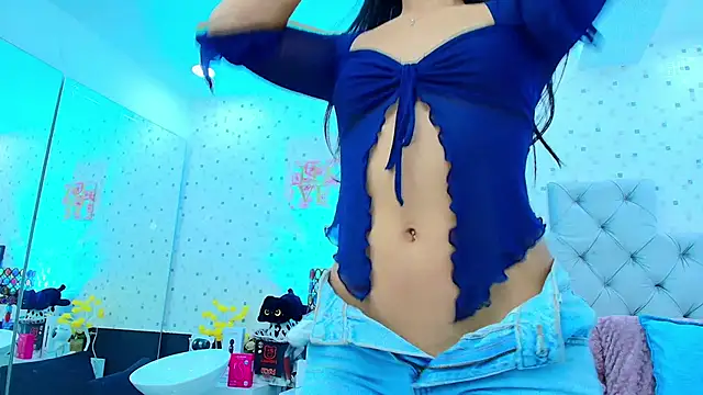 JulietaReyess online show from 6, 2, 2026