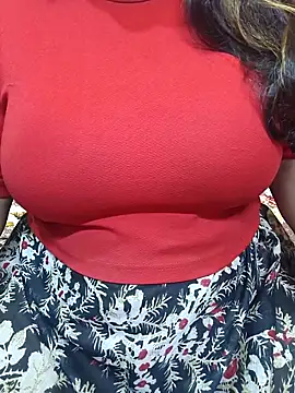 CUTE SOPHIA- online show from 2, 11, 2025