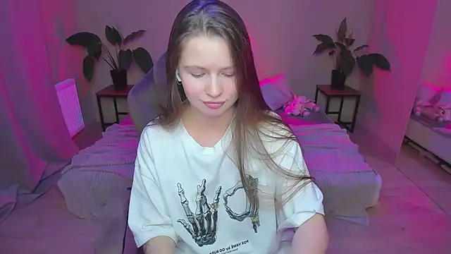 Snapshot of HelloRoxy chatting on 20, 12, 2024 HelloRoxy online show from 20, 12, 2024