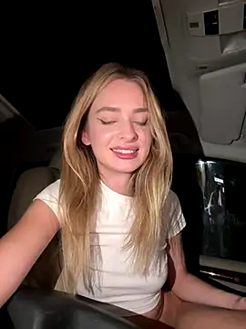 EvieEvans online show from 4, 12, 2024