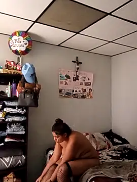 Snapshot of stefanie010 chatting on 28, 10, 2025 stefanie010 online show from 28, 10, 2025