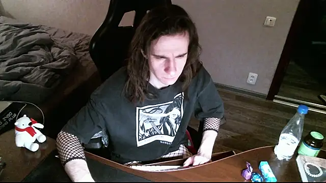 izilizi 23 online show from 14, 2, 2025