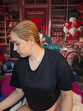 Snapshot of NaomiShimizu chatting on 2, 2, 2026 NaomiShimizu online show from 2, 2, 2026