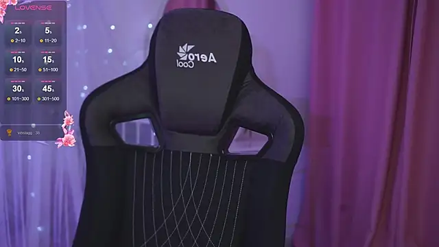 CoralineKeyns online show from 19, 3, 2025