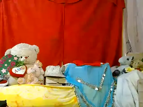 hottieperla online show from 4, 7, 2026