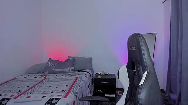 Snapshot of Alan26_ chatting on 28, 2, 2026 Alan26 online show from 28, 2, 2026