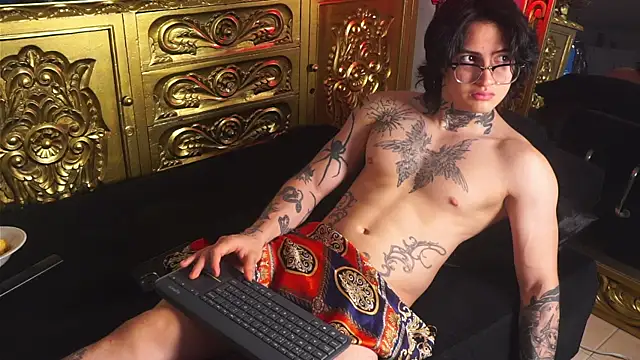 dantecoppolaa  online show from 19, 12, 2024